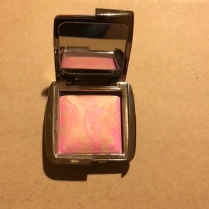 Hourglass ambient blush in radiant magenta